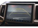 バックカメラが装備されており、後方の安全確認はもちろんのこと狭い場所での駐車や雨の日・夜間など視界の悪いコンディションでのストレスの軽減にもなります!