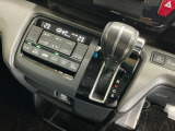 発進時から滑らかに加速する無段階変速のCVTはストップ&ゴーの多い街の中も快適です