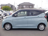 内外装およびエンジンル-ムなど専用クリ-ニング致します。車両クリ-ニングのプロが施工致しますので!高品質な1台に蘇りますよ♪(全在庫無料施工)