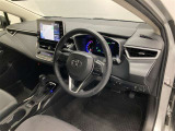 見通しのよいすっきりとした視界で、誰でも運転しやすいです。運転のしやすさは疲れにくさにも繋がりますよ♪