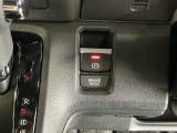 パーキングブレーキはスマートな電子制御式と合わせて渋滞時等にブレーキペダルから足を離しても停車状態を保持してくれるオートブレーキホールド機能で運転が楽になります。スタートはアクセルペダルを踏むだけ