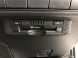 【ETC】とっても便利なETCを装備しています。 ETCを利用して、高速道路を楽々ドライブしましょう。