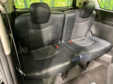 3列目シートはもちろん状態良好☆大人でもゆったりと座って頂けますので、大人数でのお出かけもラクラクです♪ご家族で、気の知れた仲間で、ドライブに行くのが楽しみですね♪