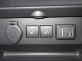 運転席&助手席シートヒーターが付いてます。寒い冬でもスイッチONで座面をあたたかくして、ドライブをさらに快適にしてくれます。
