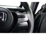 Hondaセンシングの機能のひとつ、アダプティブクルーズコントロール付!アクセルから足を離しても設定したスピードと前車との車間を保ち走行してくれます!車線維持もアシスト☆高速道路で疲労軽減ですね☆