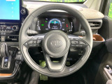 【純正革巻きステアリング】上質な革を使用することで、手にしっかり馴染みとても運転しやすいハンドルです♪