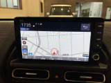 9インチディーラーオプションナビとなっております。インターナビも対応しているので日本全国おでかけすることができます!