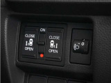 ◆両側電動スライドドア◆狭い駐車場でも乗り降りが楽々♪お子様が隣の車にドアを当ててしまう心配もございません!小さなお子様連れの方もこれで安心。