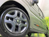 【純正14インチアルミホイール】外観にマッチした純正アルミホイールを装着しております。各種社外アルミホイールや、スタッドレスタイヤも取扱いしております。是非ご相談ください♪