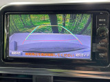 【バックカメラ】駐車時に後方がリアルタイム映像で確認できます。大型商業施設や立体駐車場での駐車時や、夜間のバック時に大活躍!運転スキルに関わらず、今や必須となった装備のひとつです!