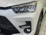 【シーケンシャルターンランプ付きLEDヘッドライト】人気の『流れるウィンカー』付きのLEDヘッドライトを装備♪高級感はもちろん、点灯時は存在感たっぷりで他車からも認識されやすく安心です。