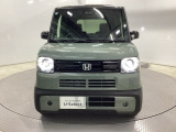 このフロントマスクは個性もいっぱい 人気の車です。