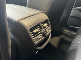 後席エアコン吹き出し口