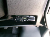 ETC車載器を装備しています。高速道路の料金所もストレスなく通行できます。