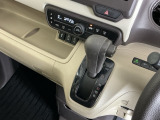 発進時から滑らかに加速する無段階変速のCVTはストップ&ゴーの多い街の中も快適です