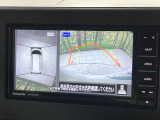 【マルチアラウンドモニター】専用のカメラにより、上から見下ろしたような視点で360度クルマの周囲を確認することができます☆死角部分も確認しやすく、狭い場所での切り返しや駐車もスムーズに行えます。