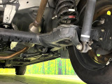 お車を安心してお乗りいただく為には、足回りの定期点検が欠かせません。サービスサポート(有償保証)では無料点検もご提供しており、安心のカーライフをお過ごしいただけるサポート体制が整っています。