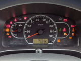 元弊社社有車/走行9,262キロ。※掲載車が少しでも気になるお客さま、私共スタッフはクルマの事がよくわからないお客さまへ丁寧な説明を心掛けております。お気軽にご相談ください(定休日 火/水曜)。