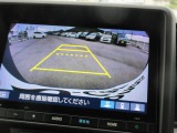 リアカメラ装備で後退時も安心です。リバース連動で画面が切り替わるのでとても便利です。