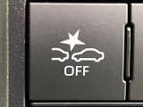 【スマートアシスト】走行中に前方の車両等を認識し、衝突しそうな時は警報とブレーキで衝突回避と被害軽減をアシスト。より安全にドライブをお楽しみいただけます。