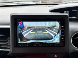バックでの駐車が苦手な方や運転にあまり自信のない方でも後方の視界をしっかりサポート。安心して車庫入れが出来るバックカメラを装備しています!
