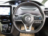 運転が楽しくなる明るく開放的な運転席まわりです。プロパイロットで高速など運転支援で疲れを軽減してくれます!