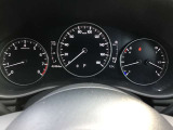 見やすいメーターまわり☆ハンドルを握って自然と視界に入るってすごく大事なんですよね♪( ▽`)♪