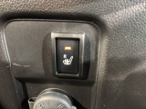 シートヒーターが付いています!寒い日に便利な装備ですね。