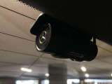 リバース連動型のバックカメラは、精度が良く、バックや縦列駐車もストレスなく止められます。カメラの性能も日々進化しており画質には私たちも驚かされます。ぜひ実車でのご確認をお願い致します!