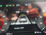 見やすいメーター類。 中央部のディスプレイには車両情報の表示や車両運転支援装備のON/OFFを行えます。