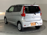 プライバシーガラスが装備されているので、車内が見えにくく、周りを気にせず、快適に運転できますよ。