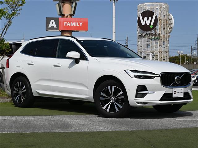 XC60 B5 AWD モメンタム 4WD 4WD 本革シート