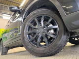【17インチアルミホイール】外観にマッチしたアルミホイールを装着しております。各種アルミホイールや、スタッドレスタイヤも取扱いしております。是非ご相談ください♪