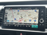 お出かけの際に安心のナビ付です☆バックカメラ機能で駐車もスムーズに行えます。