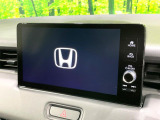 【メーカー純正ナビ】インテリアに溶け込むスタイリッシュな「専用設計」メーカーナビを装備♪視認性や操作性など基本性能にも優れ、より上質なカーライフをお楽しみいただけます。