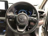 ハンドルは車を運転する上で、ずっと握っている重要なパーツです。手にフィットする物がいいですよね♪
