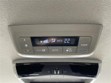 【後部座席エアコン】車内の温度調節が後部座席でできるのは、嬉しい機能!