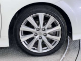 【純正ホイール装備】純正なのでバチっと決まっていてかっこいいですね☆