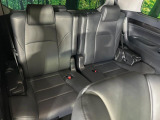 3列目シートはもちろん状態良好☆大人でもゆったりと座って頂けますので、大人数でのお出かけもラクラクです♪ご家族で、気の知れた仲間で、ドライブに行くのが楽しみですね♪