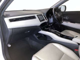 見通しのよいすっきりとした視界で、誰でも運転しやすいです。運転のしやすさは疲れにくさにも繋がりますよ♪