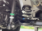 お車を安心してお乗りいただく為には、足回りの定期点検が欠かせません。サービスサポート(有償保証)では無料点検もご提供しており、安心のカーライフをお過ごしいただけるサポート体制が整っています。