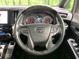 ステアリングも使用感が少なく、きれいな状態となっております♪