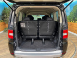 普段のお買い物や通勤、送迎等に十分な荷室スペースを確保しております。セカンドシートを倒すと、大きな荷物の積載も可能です♪