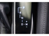 MTモード(シーケンシャルシフト)を装備しています。CVT車でありながら、マニュアル感覚のシフトチェンジが可能です。ドライバーの変速操作に応えたアクティブな走りが楽しめます。