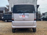 走行が・・・年式が・・・とお考えのお客様に是非、走行のわりに大変綺麗なお車です!ネットではこの綺麗さは伝えきれません。ぜひ、ご来店お待ちしております!