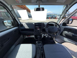 仕入れ先が不明なお車は取扱いしません!!実際に現地に足を運び、しっかりとチェックをしてから仕入れてきてますので、どのお車もご安心して乗っていただけます☆