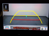 狭い駐車場や立体駐車場などもリアルに映るバックガイドモニター付でラクラク駐車♪