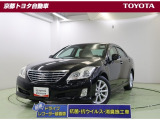 揺るぎない確かな伝統を誇る高級車【クラウン】。静粛性と乗り心地を重視したロイヤルサルーンです。