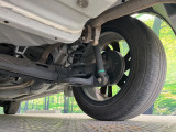 お車を安心してお乗りいただく為には、足回りの定期点検が欠かせません。サービスサポート(有償保証)では無料点検もご提供しており、安心のカーライフをお過ごしいただけるサポート体制が整っています。