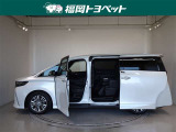 両側パワースライドドア付きだから、狭い駐車スペースなどでの 乗り降りラクラク!小さなお子さまのいるご家庭には嬉しい装備。